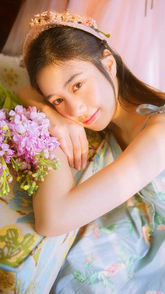 她的腰BY沈郁白